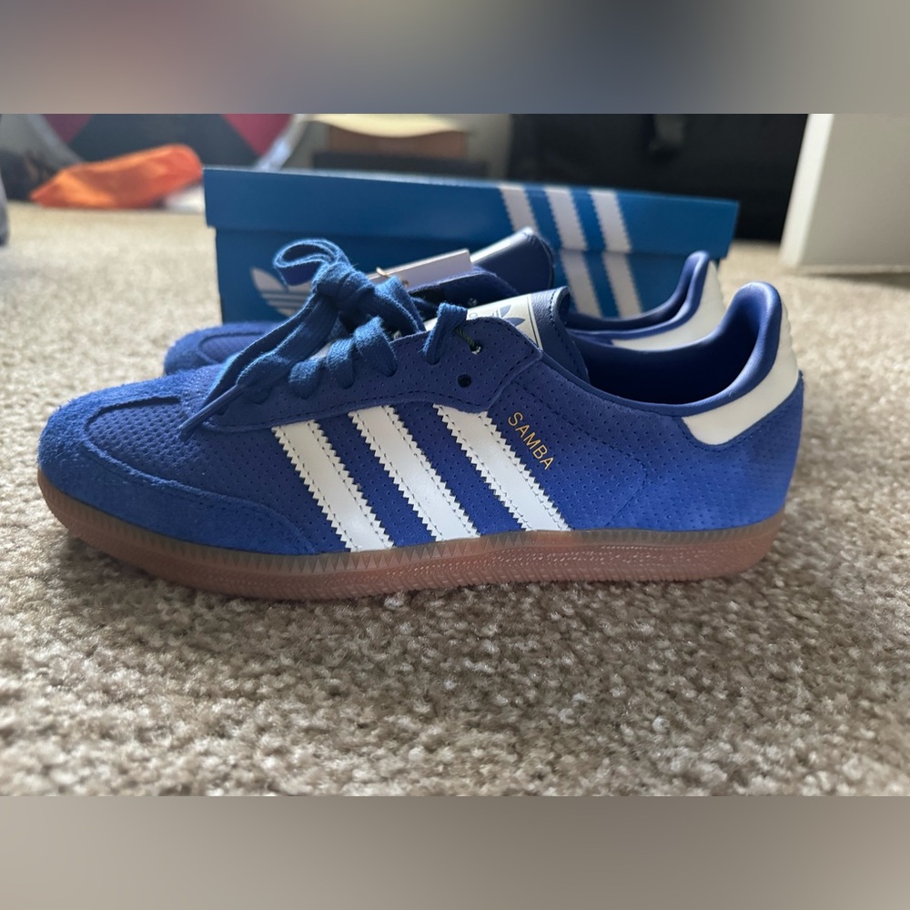 BRAND NEW ADIDAS SAMBA IN ROYAL BLUE GUM COLOR